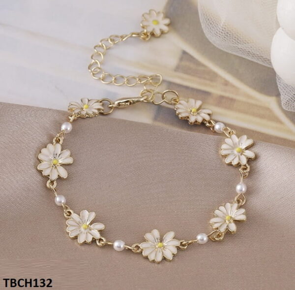 Pearl Flower Hand Bracelet